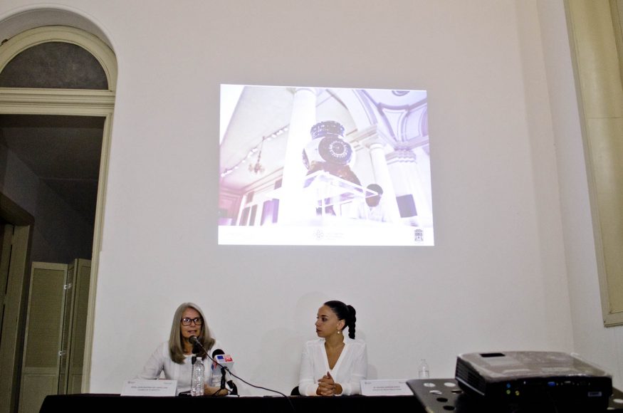 Florida exposición en el Palacio Cantón Revista Soma